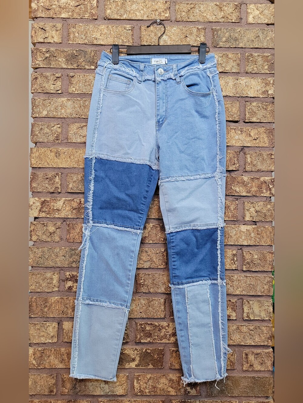Rue21 Two-Tone Patchwork Skinny Jeans Size 6 Raw Hem Cotton Blend Stretch